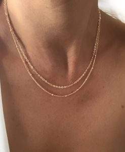 Collier multirang chaine perlee