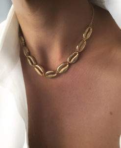 Collier ras de cou coquillages tendance 2019