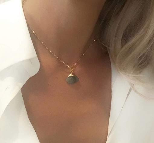 Collier pierre labradorite chaine satellite