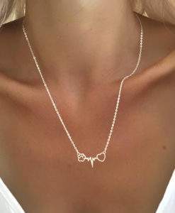 Cadeau femme collier chien