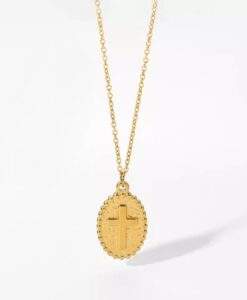 collier medaille croix acier dore