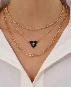 Collier multirang coeur noir plaque or